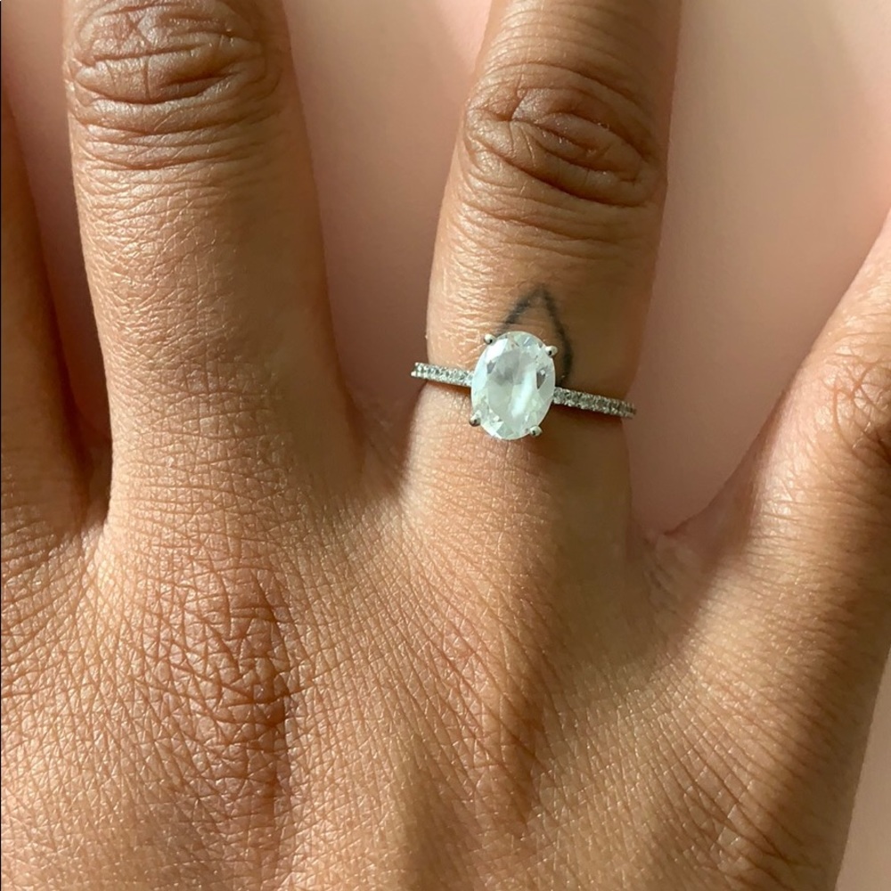 14k white gold oval cz ring